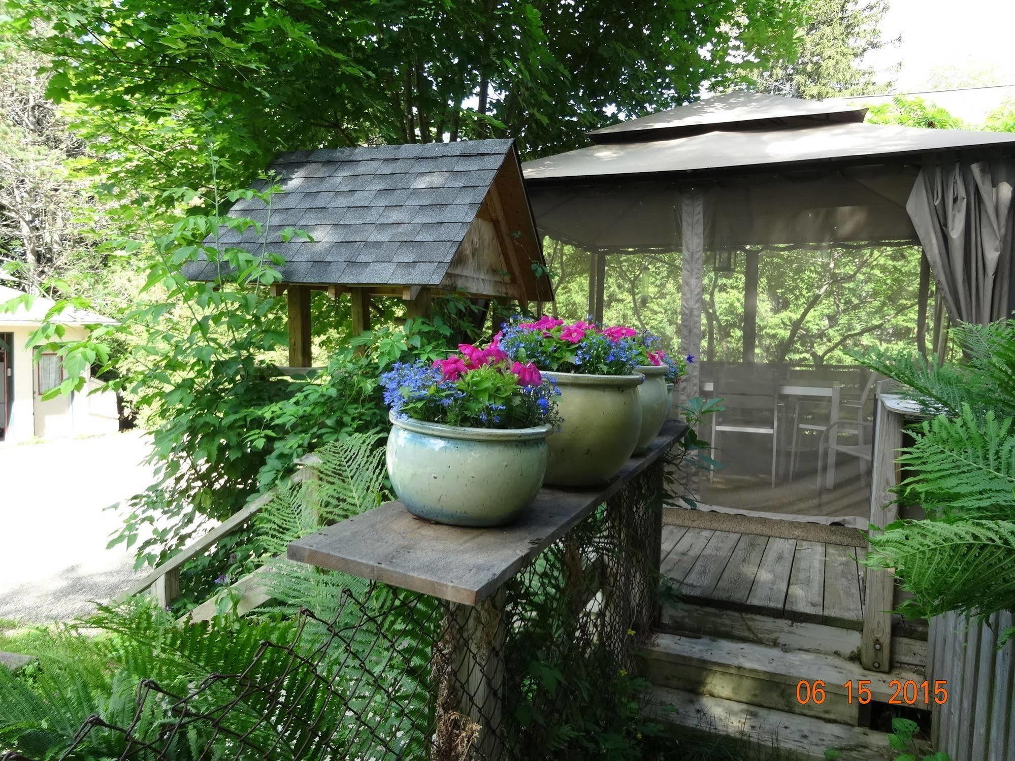 Saint Jacobs 1842 Bed & Breakfast מראה חיצוני תמונה